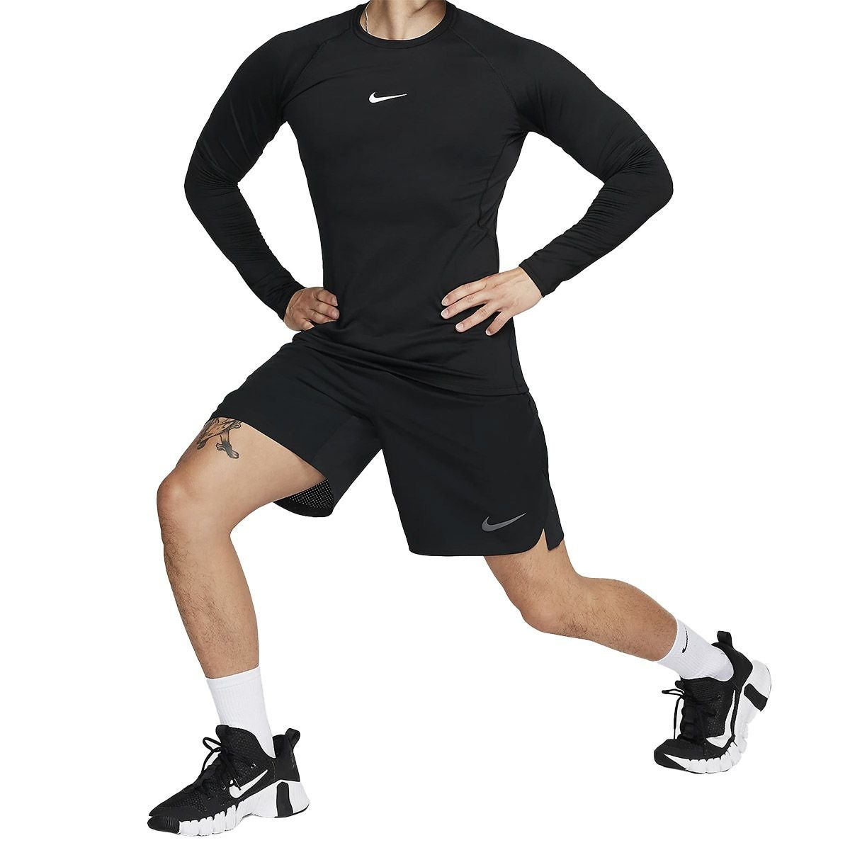 ナイキ NIKE ジム フィットネス トレーニング ウェア 長袖 Tシャツ