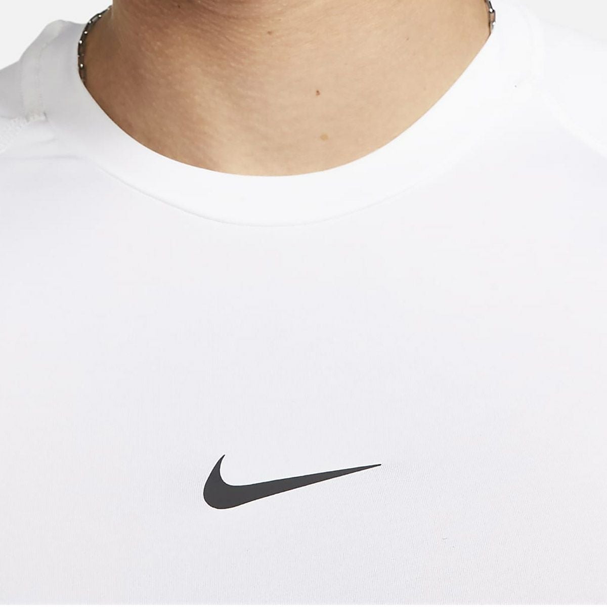 ナイキNIKEジムフィットネストレーニングウェアインナーシャツアンダーシャツナイキプロDri-FITタイトショートスリーブフィットネストップFB7933-100メンズ男性24SU春夏