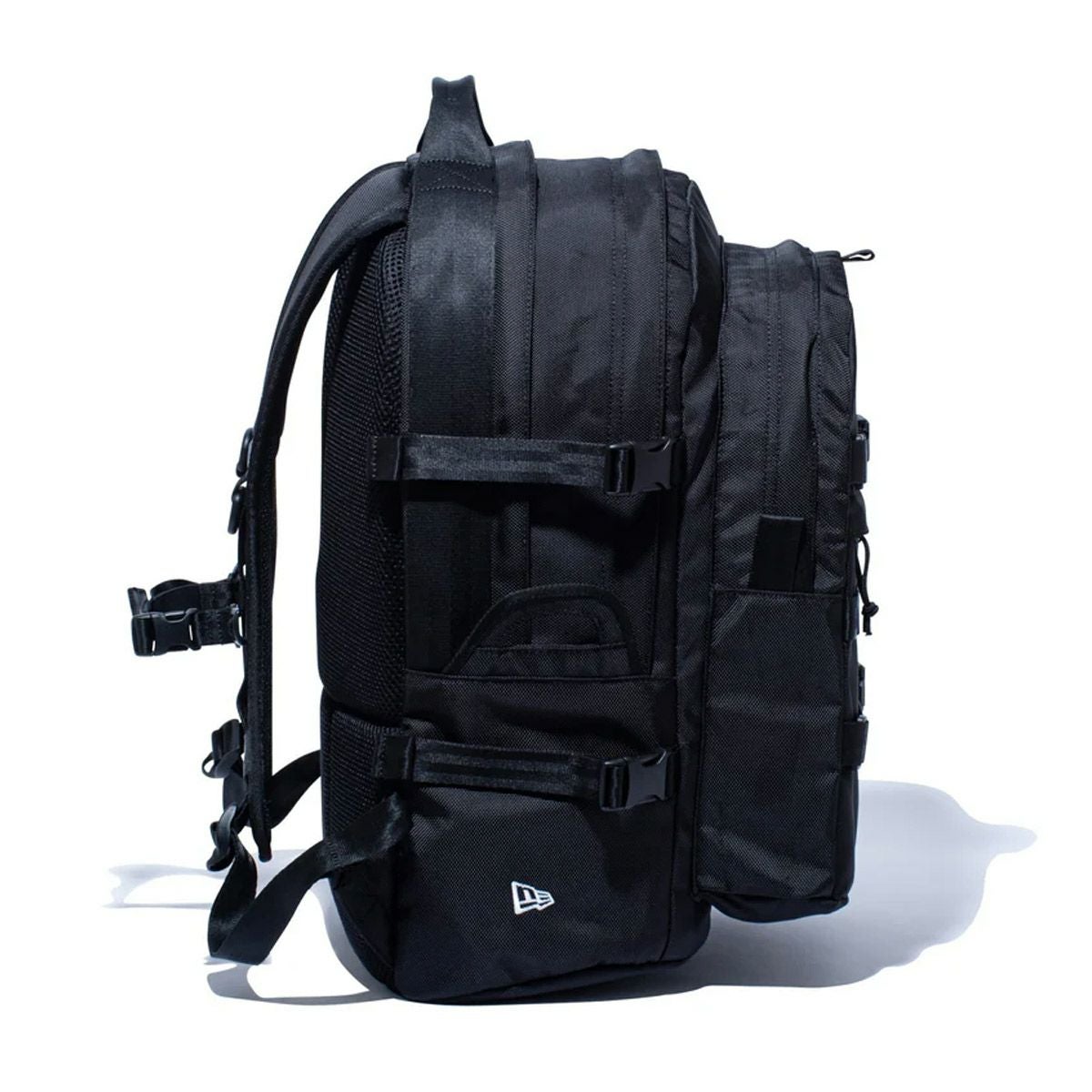 ニューエラNEWERAアウトドアカジュアル鞄バッグリュックサックバックパックデイパックキャリアパック35Lブラック14521349メンズレディースユニセックス25SP春夏