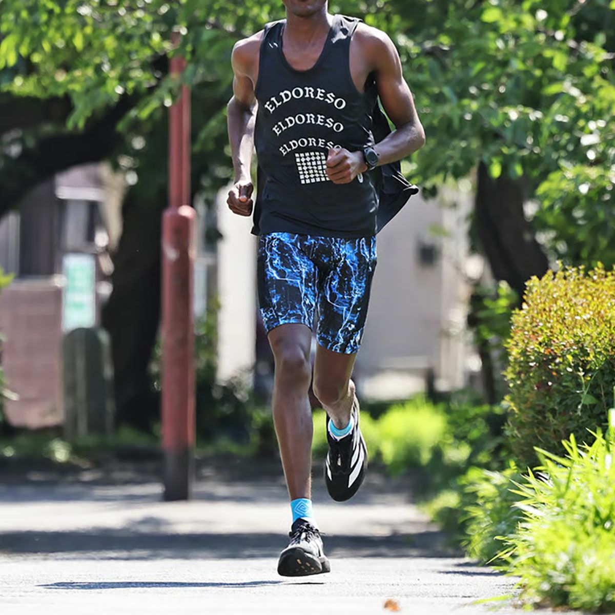 エルドレッソELDORESOランニングウェアノースリーブタンクトップOmniTankE1220415メンズレディースユニセックス25SP春夏