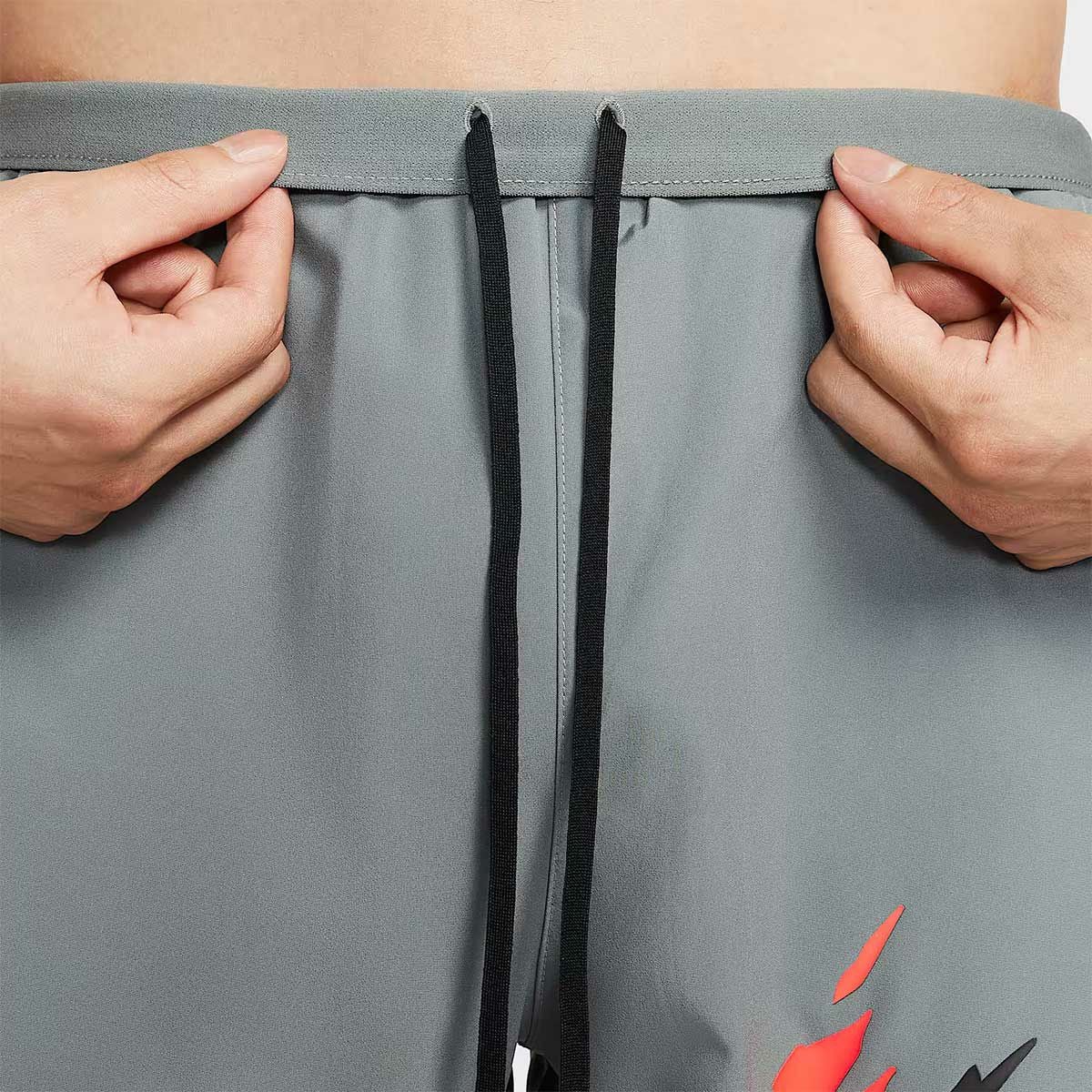 ナイキNIKEランニングウェアボトムスショートハーフパンツ短パンDri-FITチャレンジャーショートパンツ18cmインナー付きHV2139-084メンズ男性25FA秋冬