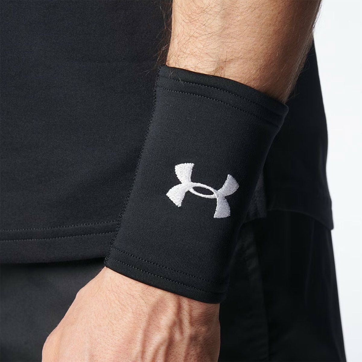 アンダーアーマーUNDERARMOURベースボール野球ソフトボールアクセサリーモビリティリストバンドMOBILITYWRISTBAND片腕用1372155-003メンズ男性25FA秋冬