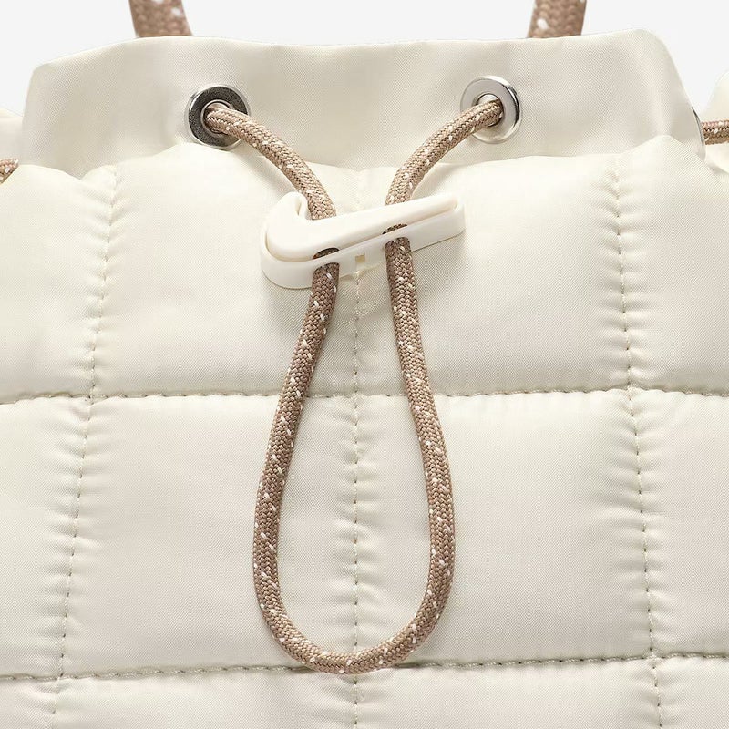 ナイキNIKEアウトドアカジュアル鞄バッグリュックサックバックパックデイパックNSWPUFFLEMINIBACKPACKHQ6693-072レディース女性25HO秋冬