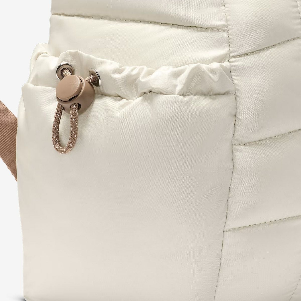 ナイキNIKEアウトドアカジュアル鞄バッグリュックサックバックパックデイパックNSWPUFFLEMINIBACKPACKHQ6693-072レディース女性25HO秋冬