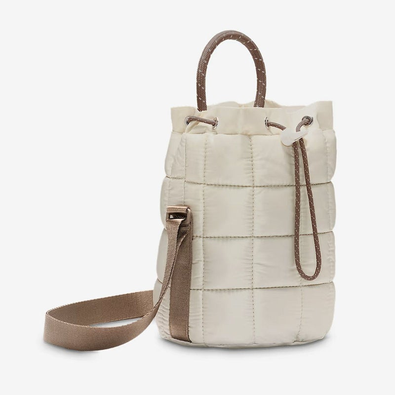 ナイキNIKEアウトドアカジュアル鞄バッグトートバッグNSWPUFFLETINYTOTEHQ6709-072レディース女性25HO秋冬