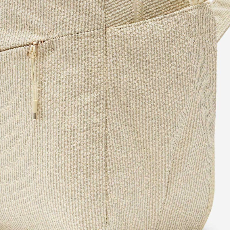 ナイキNIKEアウトドアカジュアル鞄バッグリュックサックバックパックデイパックナイキオーラバックパックIB6197-229メンズレディースユニセックス25HO秋冬