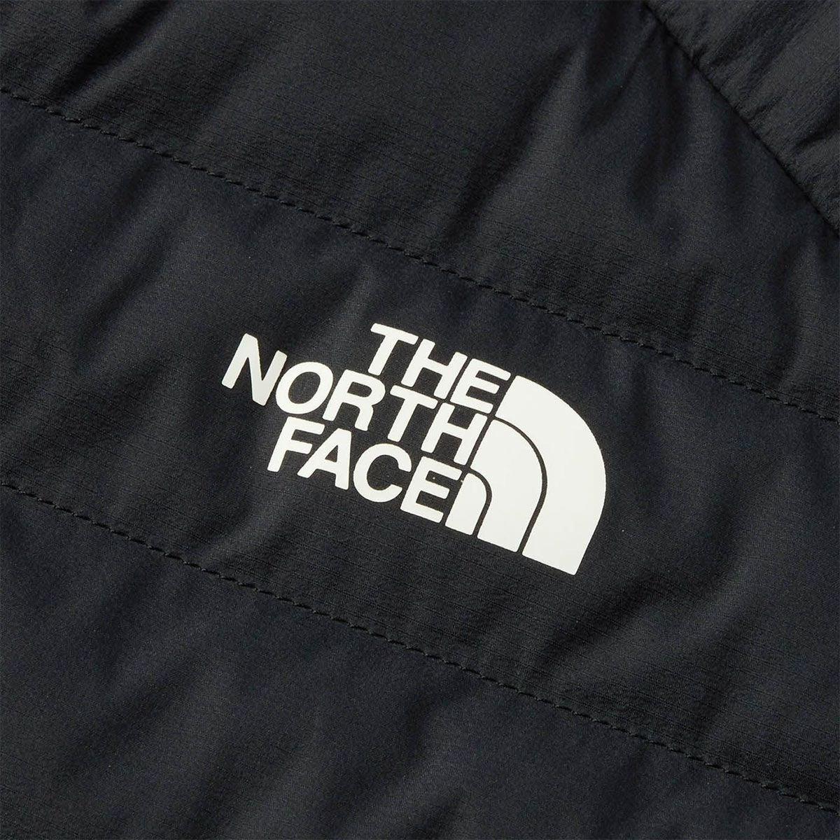 ザ・ノース・フェイスTHENORTHFACEランニングトレーニングウェアアウター中綿ジャケットレッドランフーディREDRUNHOODIENY82576-Kメンズ男性25FW秋冬