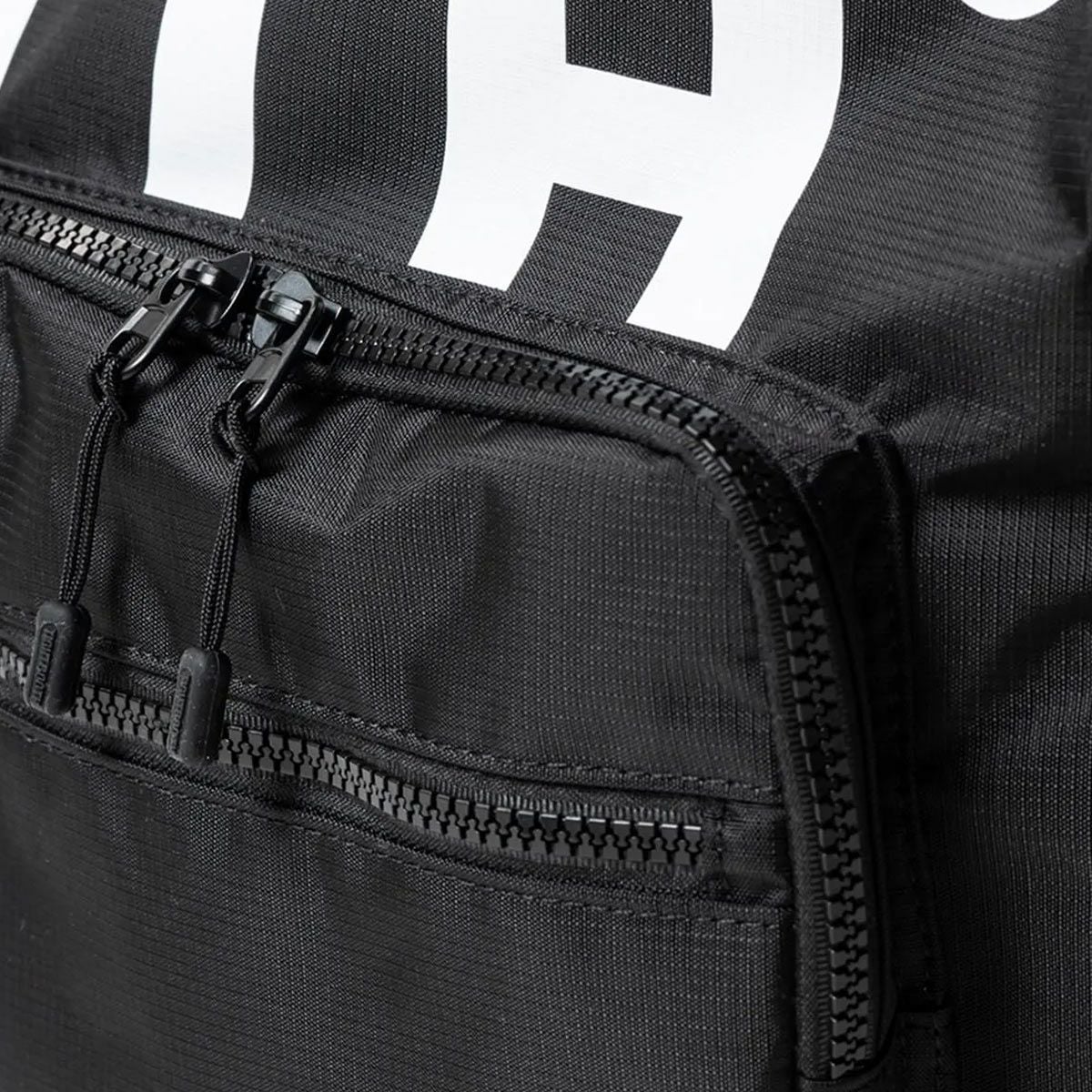 タイトブースTIGHTBOOTHスケボースケートボード鞄バッグボストンバッグスポーツバッグロゴダッフルバックLOGODUFFLEBAGFW25-A01メンズレディースユニセックス25HO秋冬