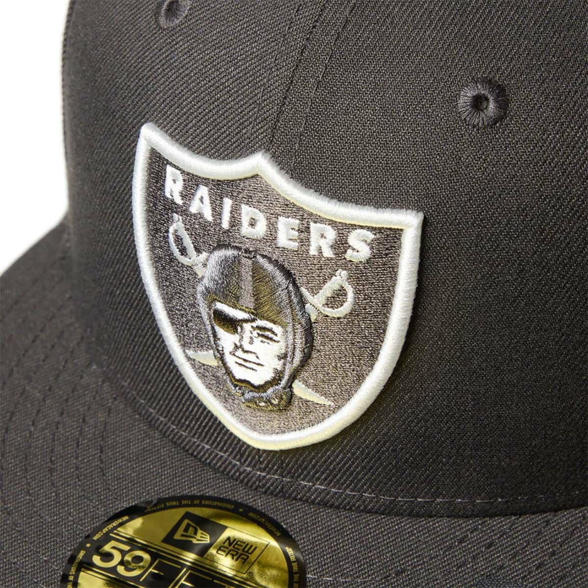 ニューエラNEWERAスノボースノボスノーボード帽子キャップドッグイヤーラスベガスレイダースダークピューター59FIFTYDOGEARLASVEGASRAIDERSDGRY14668178メンズレディースユニセックス25-26