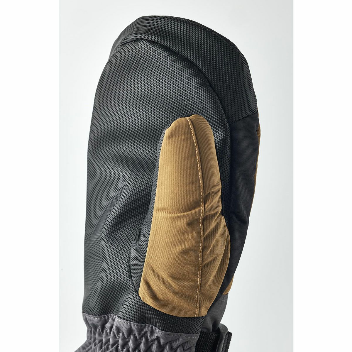 新品未使用 25-26モデル HESTRA グローブ ヘストラ HESTRA 25-26 Gauntlet Sr Mitt スノーボード グローブ