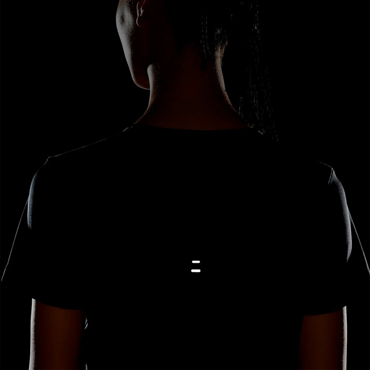 ナイキNIKEランニングウェア半袖TシャツテンポスウッシュランDri-FITショートスリーブHV2773-010レディース女性25HO秋冬