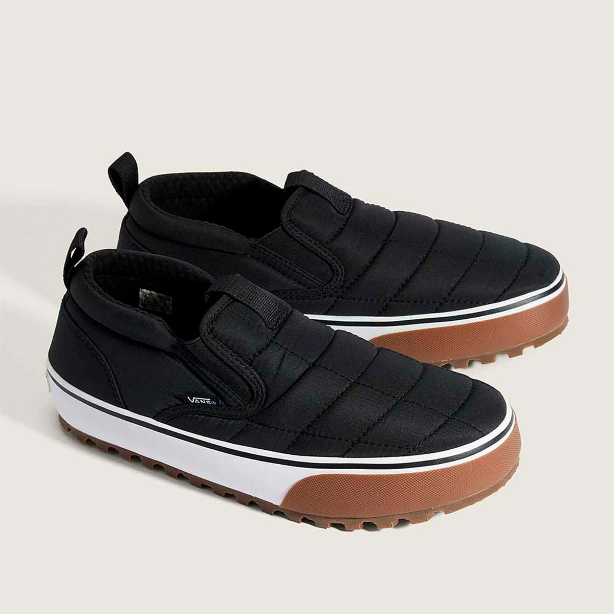 バンズVANSスノボースノボスノーボードウィンターシューズスノーブーツスノトレMTESnowLodgeSlipperMidスノーロッジスリッパミッドVN000D2ABLAメンズレディースユニセックス25-26