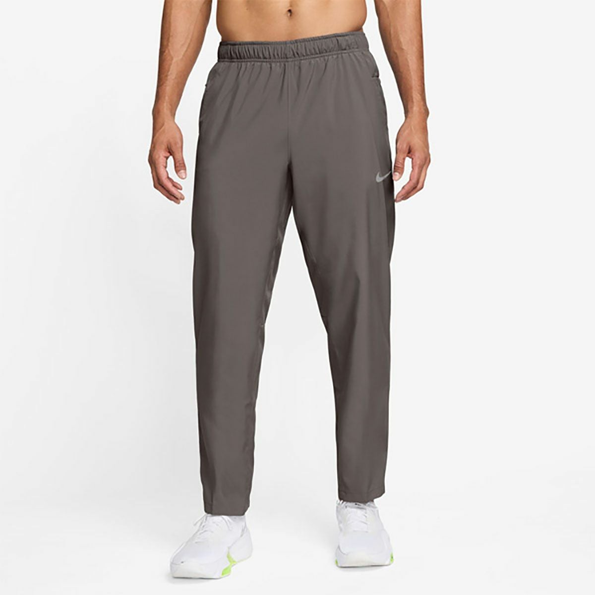 セール41%OFF！】ナイキ NIKE メンズ ロングパンツ Dri-FIT フォーム