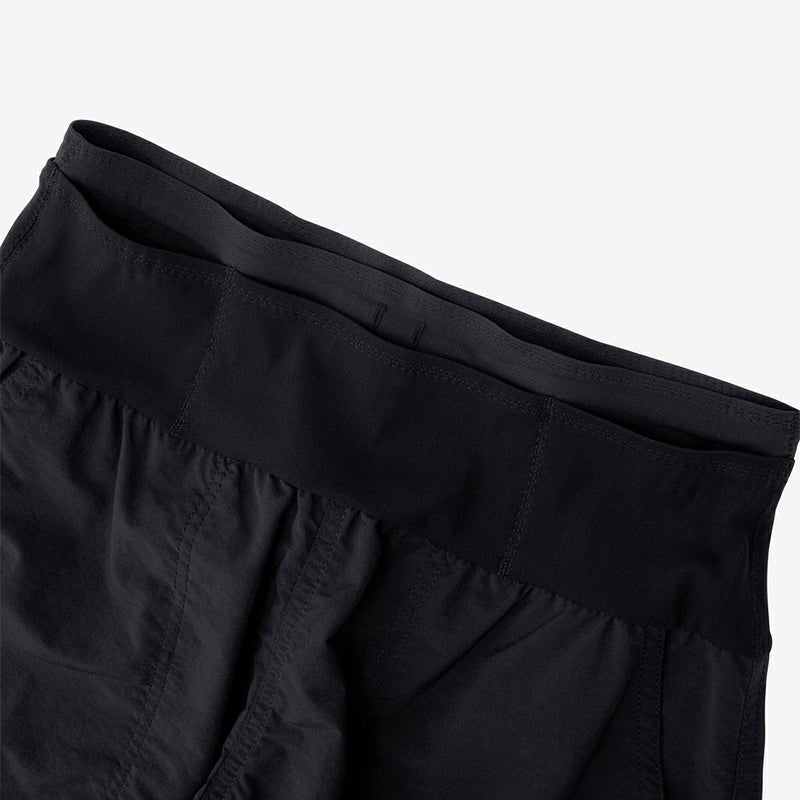 ザ・ノース・フェイスTHENORTHFACEランニングトレーニングウェアボトムスショートハーフパンツ短パンフリーランショーツNB22591-ESメンズ男性26SS春夏