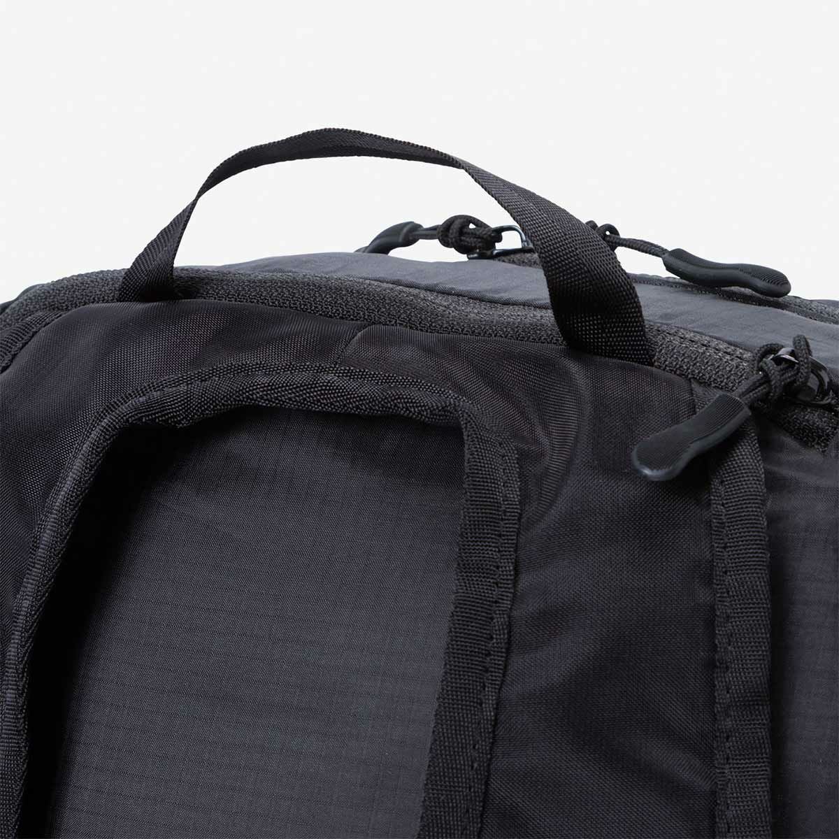 ザ・ノース・フェイスTHENORTHFACEアウトドアカジュアル鞄バッグリュックサックバックパックデイパックメイフライパック22MAYFLYPACK22NM62376-RI26SP春夏