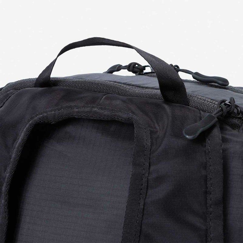 ザ・ノース・フェイスTHENORTHFACEアウトドアカジュアル鞄バッグリュックサックバックパックデイパックメイフライパック22MAYFLYPACK22NM62376-RI26SP春夏