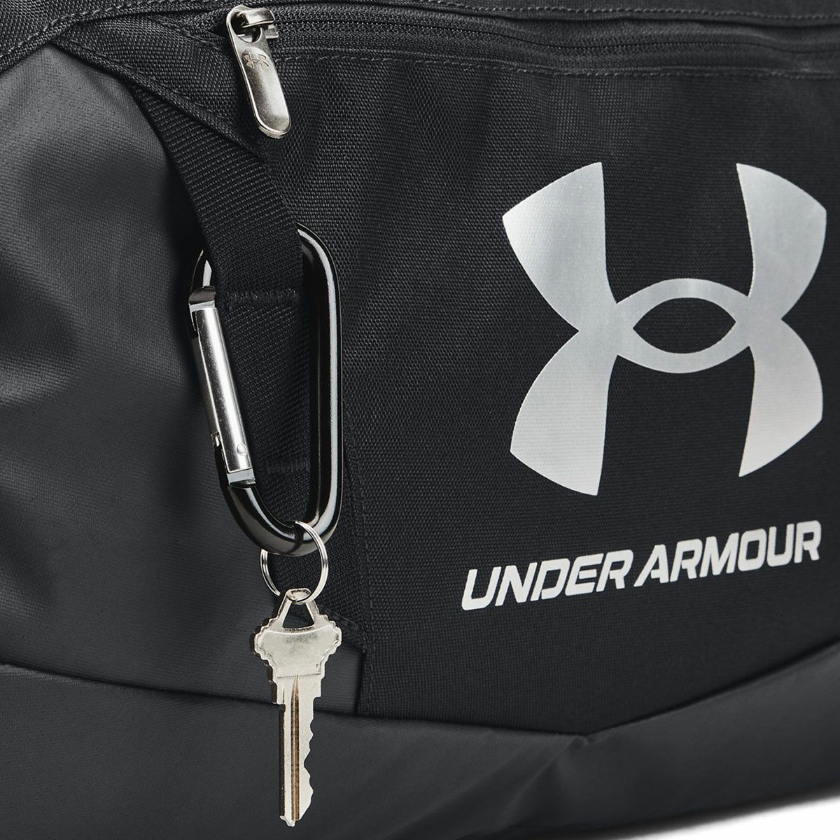 アンダーアーマーUNDERARMOURジムフィットネスヨガ鞄バッグボストンバッグスポーツバッグUAアンディナイアブル5.0ダッフルバッグSサイズUAUndeniable5.0DuffleSM1369222-001メンズレディースユニセックス26SP春夏