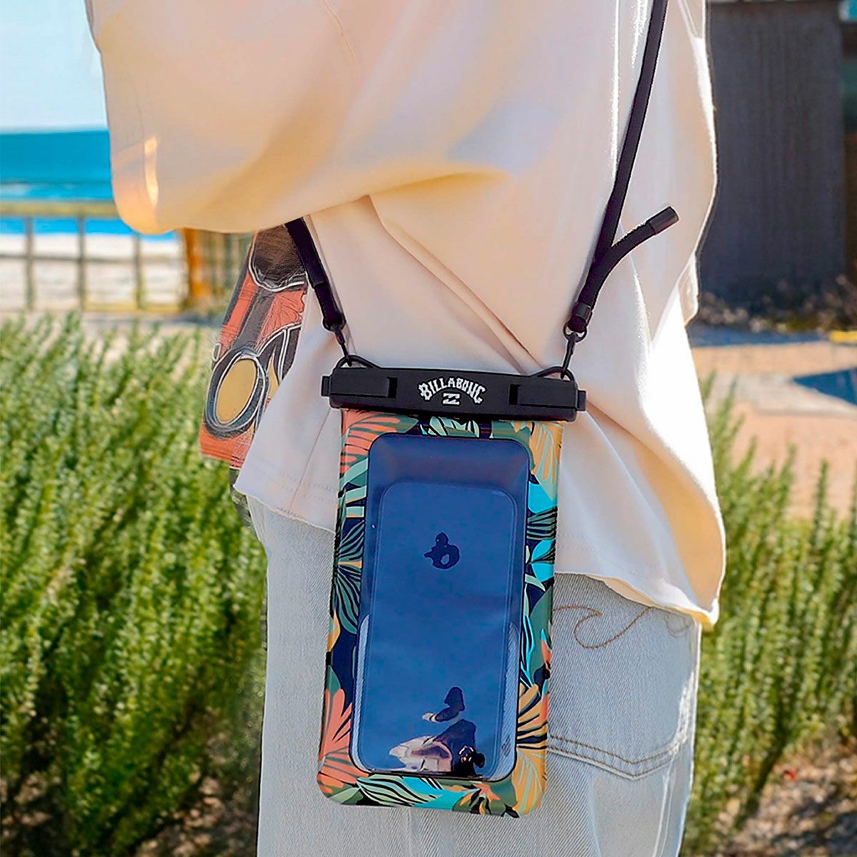 ビラボンBILLABONGサーフィンサーフWATERPROOF携帯CASEスマホ防水ケースBG013938レディース女性26SP春夏