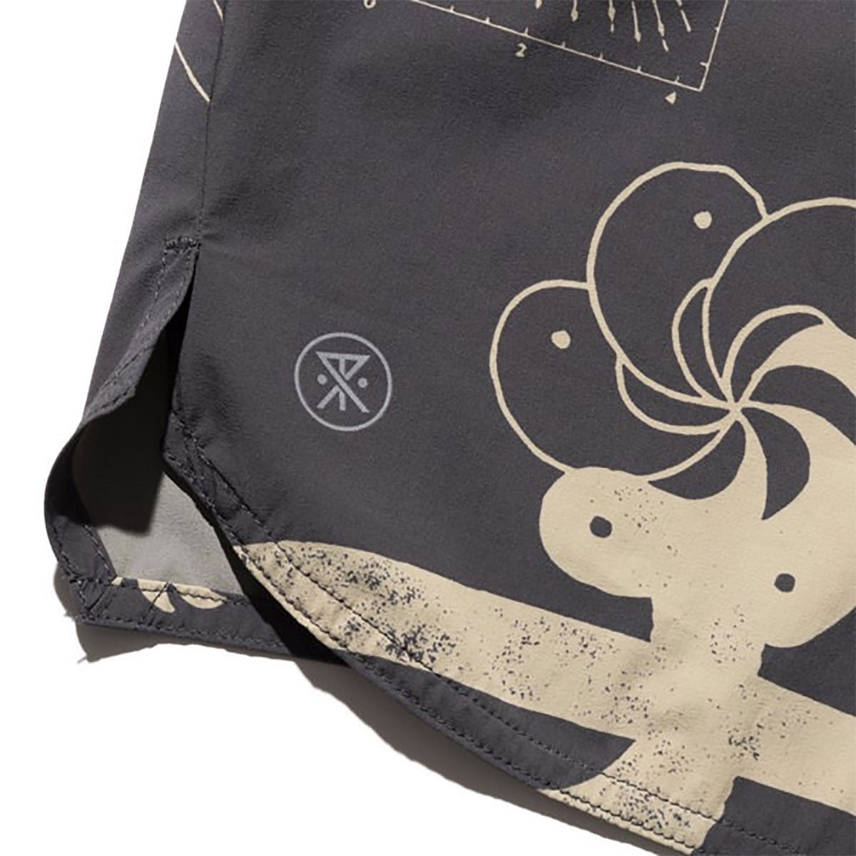 ランアモックRUNAMOKランニングウェアボトムスショートハーフパンツ短パンALTA5RS325-CHA2メンズ男性26SP春夏