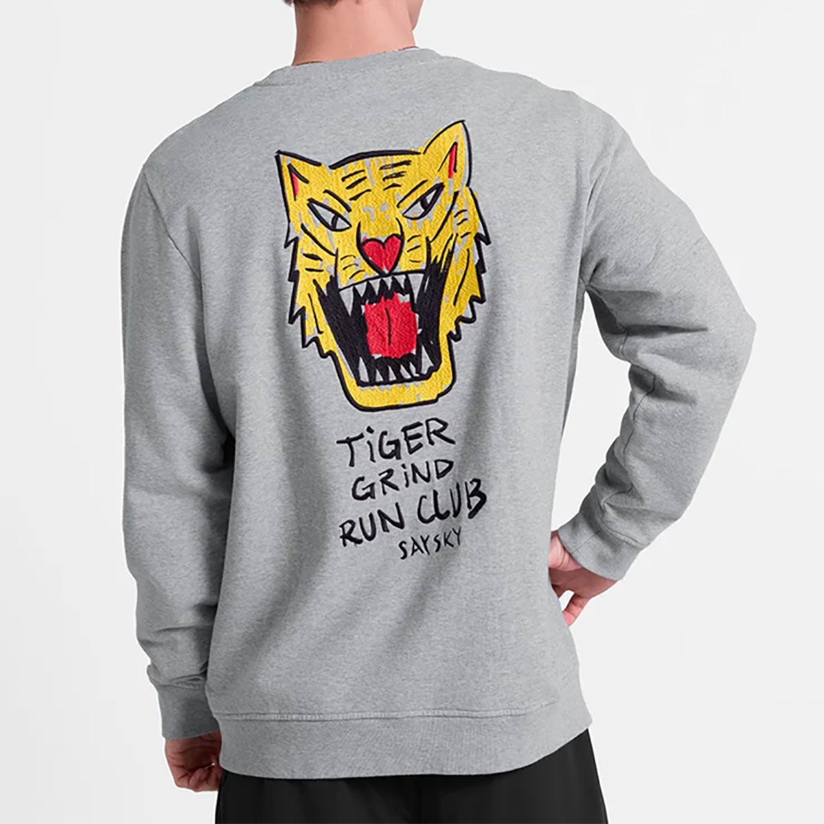 セイスカイSAYSKYランニングウェアスウェットトレーナーTigerCrewneckSM60003C6006メンズ男性26SP春夏