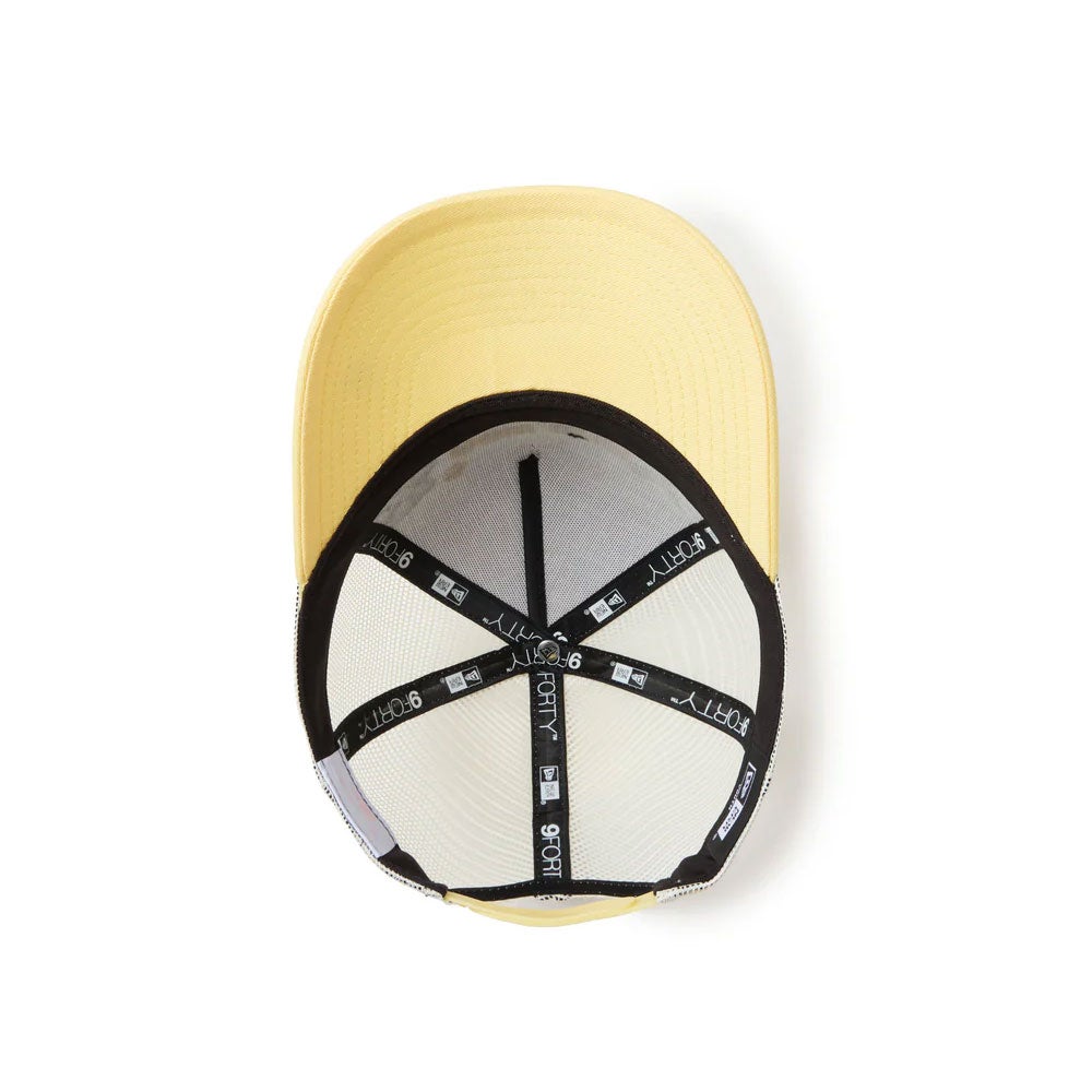 ニューエラNEWERAアウトドアカジュアル帽子キャップキッズYouth9FORTYA-Frameトラッカーちいかわ/ちいかわ・ハチワレ・うさぎホワイト/ソフトイエロー14864476ジュニアキッズ子ども男の子女の子26SP春夏