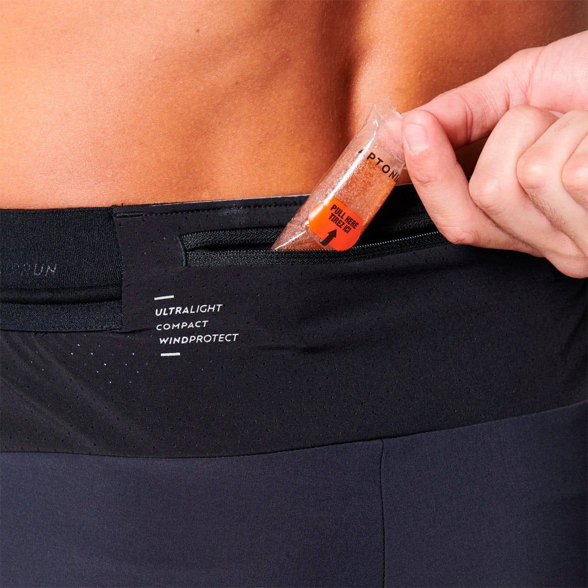 キプランKIPRUNランニングウェアボトムスロングパンツ長ズボンランニングロングパンツ軽量FIT8519080メンズ男性26SU春夏