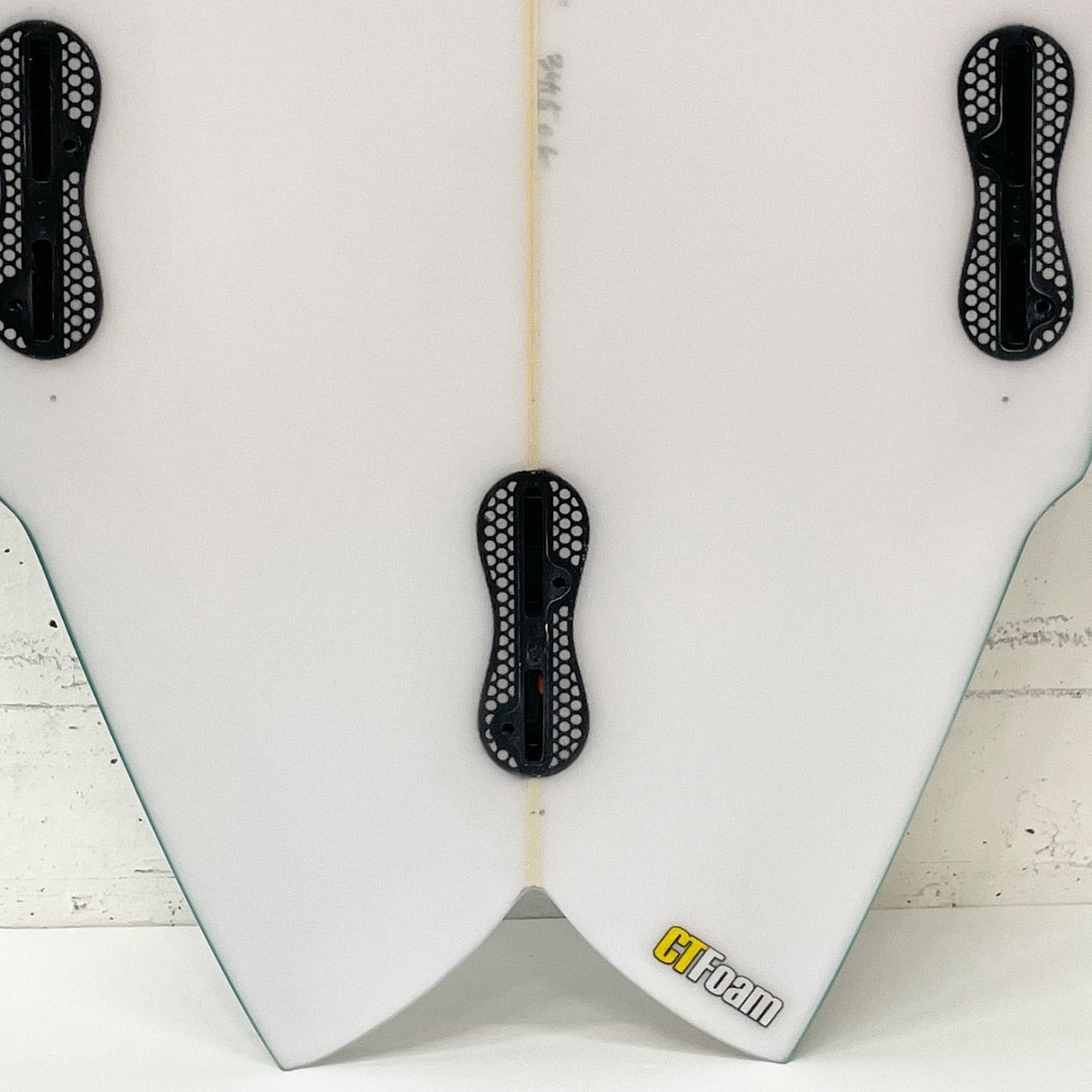 マイクウーMIKEWOOサーフィンサーフサーフボード板IONTWINLARGE6.2FCS2USCTFOAMトライフィン2607MWSP
