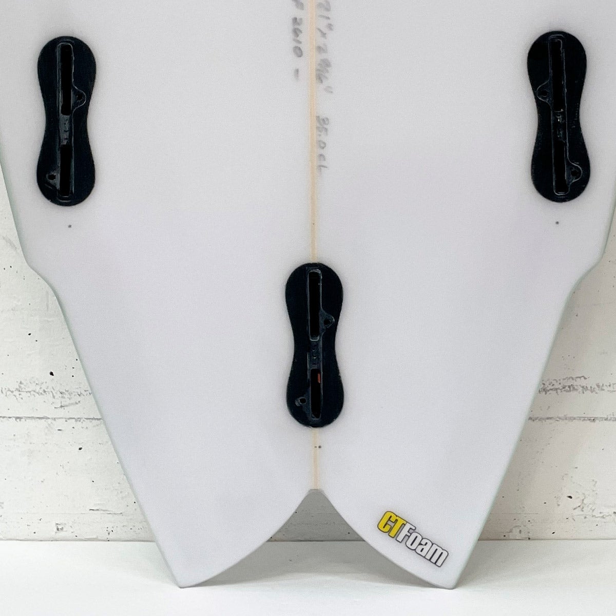 マイクウーMIKEWOOサーフィンサーフサーフボード板IONTWINLARGE6.3FCS2USCTFOAMトライフィン2610MWSP