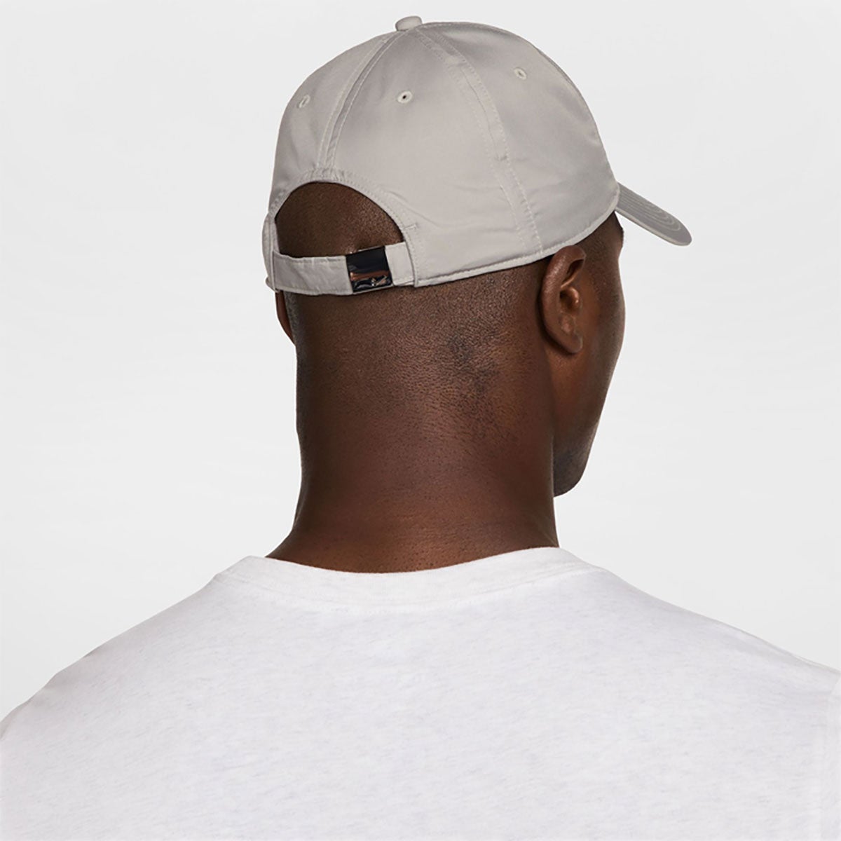 ナイキNIKEジムフィットネスヨガ帽子キャップDri-FITクラブアンストラクチャードメタルスウッシュキャップFB5372-00926SP春夏