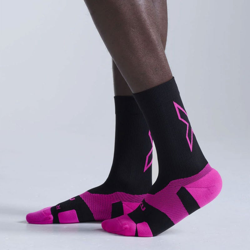 ツータイムズユー2XUランニングソックス靴下ヴェクターライトクッションクルーソックスVectrLightCushionCrewSocksUA7005E-BLKFSAメンズレディースユニセックス26SP春夏