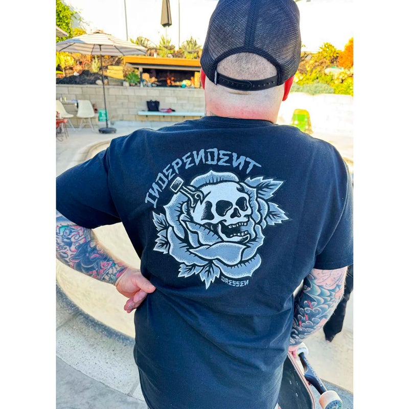 インディペンデントINDEPENDENTスケボースケートボードウェア半袖TシャツDRESSENSKULLROSES/SREGULART-SHIRT518261402メンズ男性26SP春夏