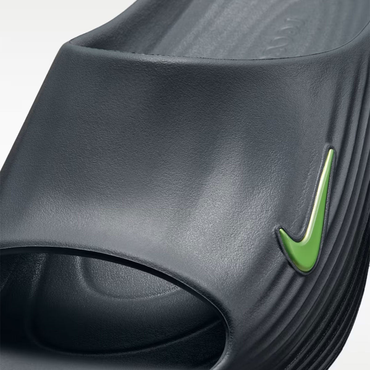 ナイキNIKEスポーツサンダル靴ReactXリジュビネイトスライドHV4479-004メンズ男性26FA秋冬