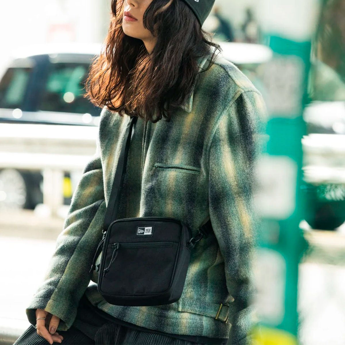 ニューエラNEWERAアウトドアカジュアル鞄バッグショルダーバッグスクエアショルダーポーチ1.5Lボックスロゴ1355245926FA秋冬