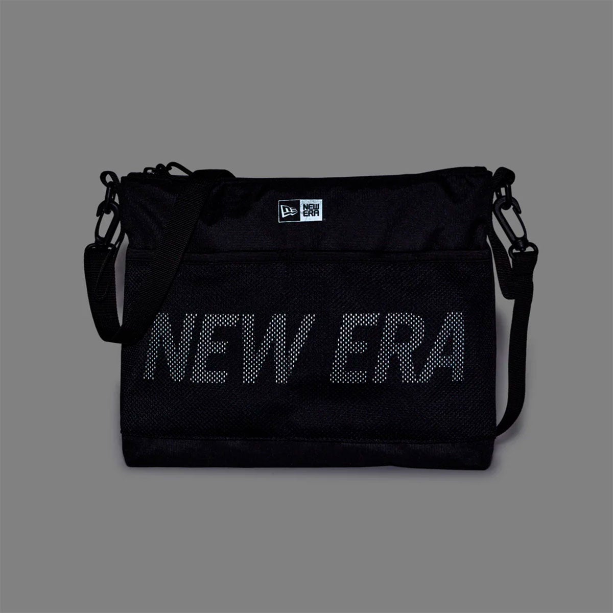 ニューエラNEWERAアウトドアカジュアル鞄バッグショルダーバッグサコッシュ2.5LNEWERAロゴ1475086826FA秋冬