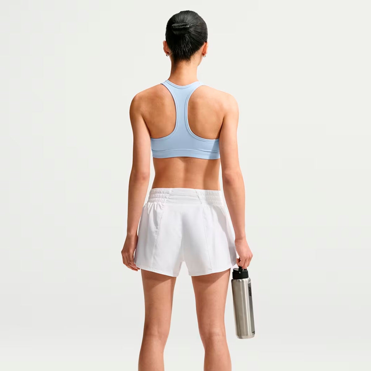 ナイキNIKEジムフィットネスヨガウェアスポーツブラスポブラブラトップウィメンズスウッシュミディアムサポートパッディドスポーツブラDX6822-407レディース女性26FA秋冬