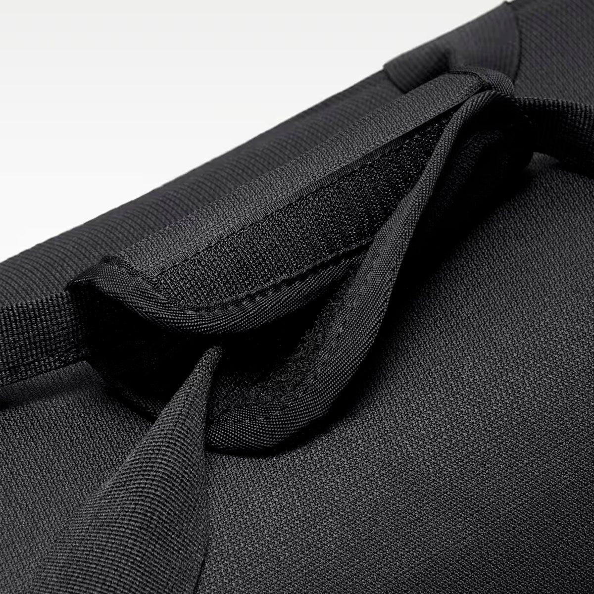 ナイキNIKEジムフィットネスヨガ鞄バッグブラジリアトレーニングダッフルバッグミディアム60LIB4392-01026FA秋冬