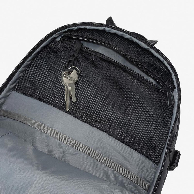 ザ・ノース・フェイスTHENORTHFACEアウトドアカジュアル鞄バッグリュックサックバックパックデイパックホットショットNM72302-BBメンズレディースユニセックス26FW秋冬