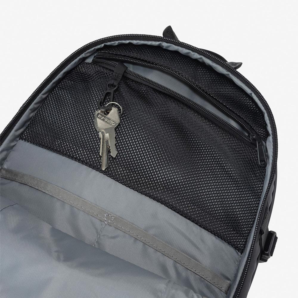 ザ・ノース・フェイスTHENORTHFACEアウトドアカジュアル鞄バッグリュックサックバックパックデイパックホットショットNM72302-CPメンズレディースユニセックス26FW秋冬