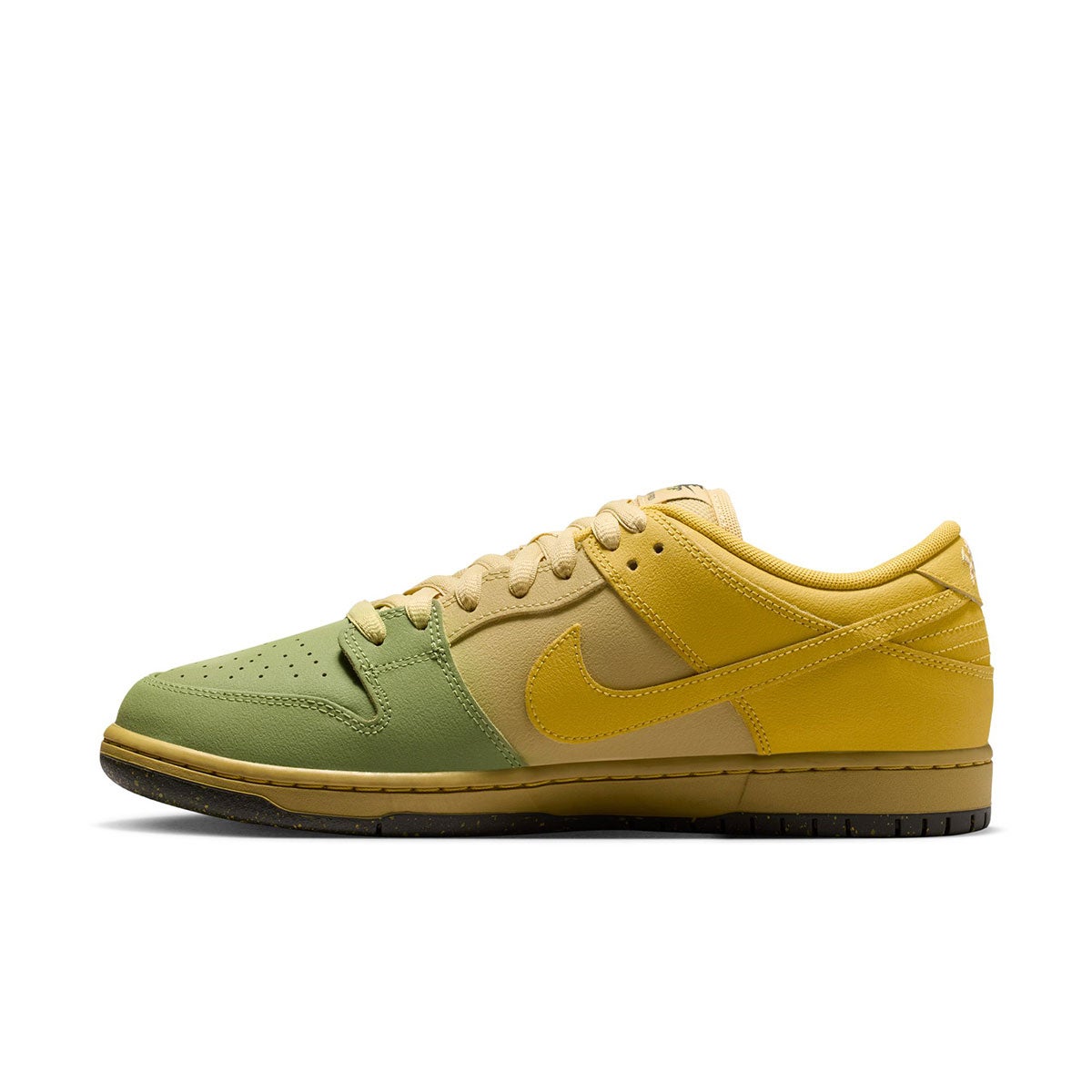 ナイキSBNIKESBスケボースケートボードスケシュースニーカーシューズ靴DUNKLOWPRO"SAFFRONQUARTZ"IO0427-300メンズ男性26FA秋冬