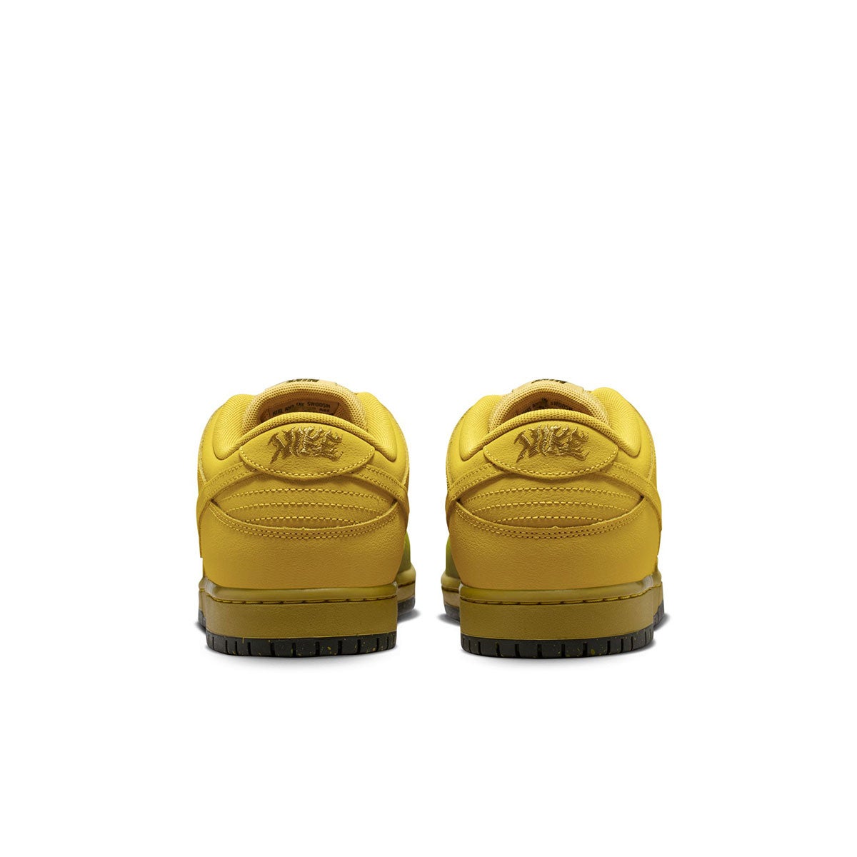 ナイキSBNIKESBスケボースケートボードスケシュースニーカーシューズ靴DUNKLOWPRO"SAFFRONQUARTZ"IO0427-300メンズ男性26FA秋冬