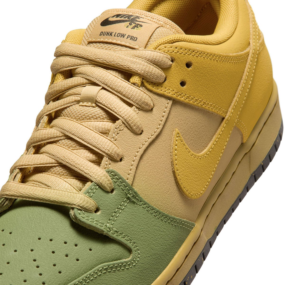 ナイキSBNIKESBスケボースケートボードスケシュースニーカーシューズ靴DUNKLOWPRO"SAFFRONQUARTZ"IO0427-300メンズ男性26FA秋冬