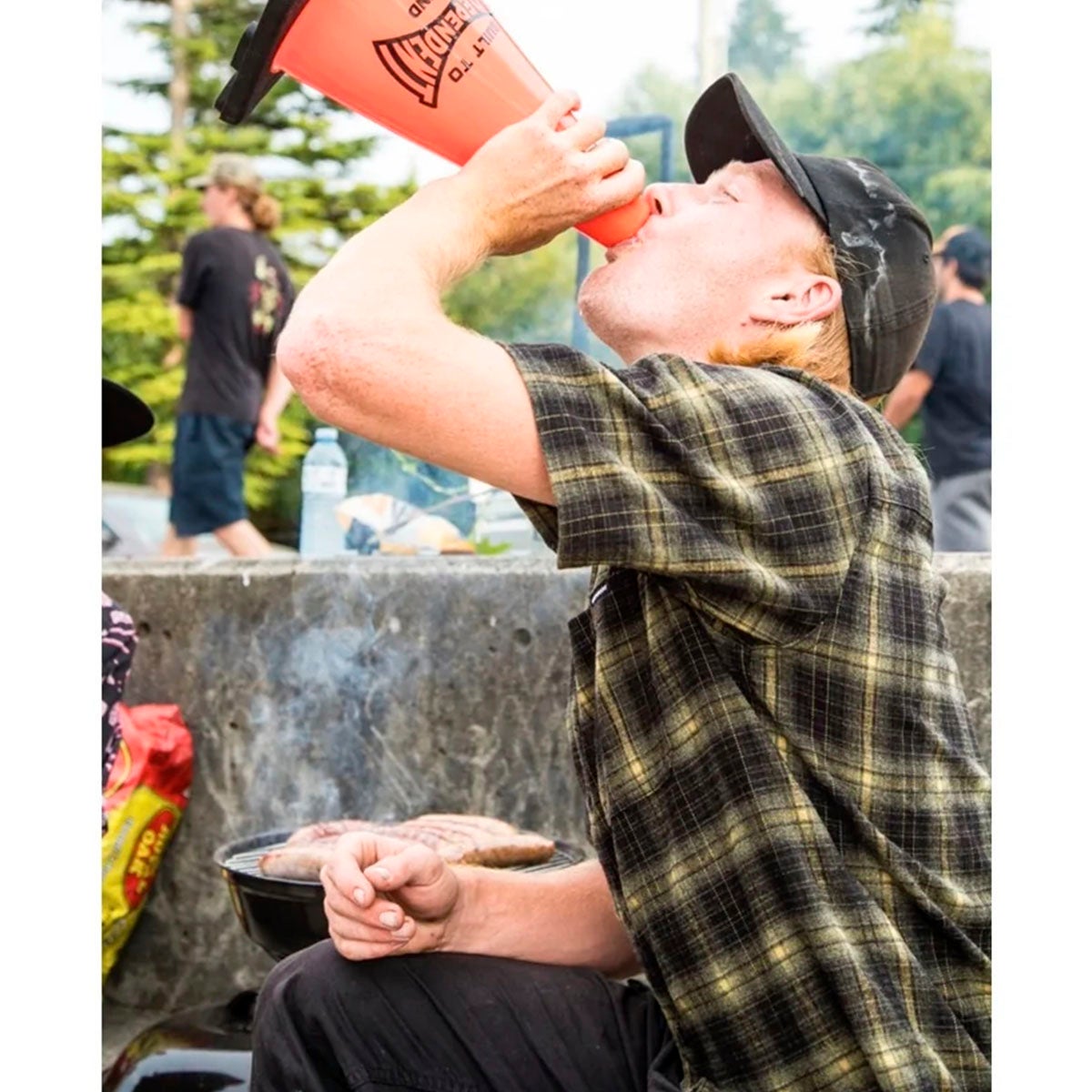 インディペンデントINDEPENDENTスケボースケートボードウェア半袖シャツBELMONTS/SFLANNELTOP518262202メンズ男性26SU春夏