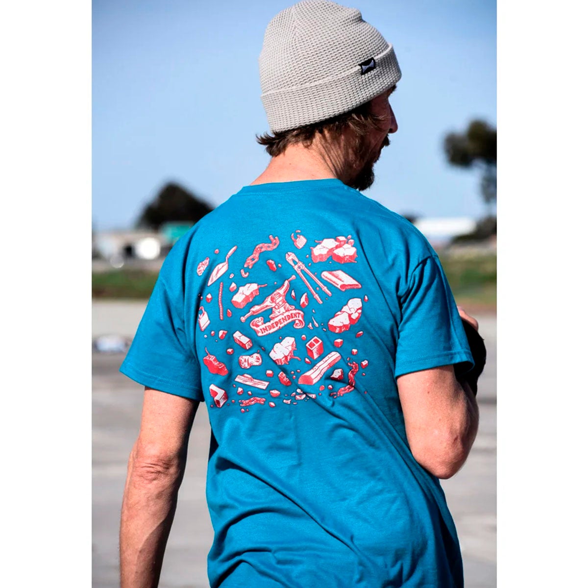 インディペンデントINDEPENDENTスケボースケートボードウェア半袖TシャツUNDERTHEBRIDGES/SREGULART-SHIRT518262408メンズ男性26SU春夏