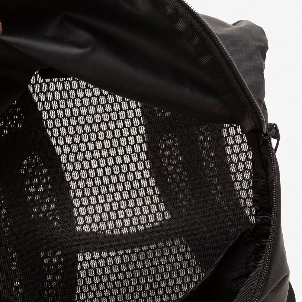 ザ・ノース・フェイスTHENORTHFACEランニング鞄バッグリュックサックバックパックデイパックマーティンウィングLTNM62415-STメンズレディースユニセックス26FW秋冬