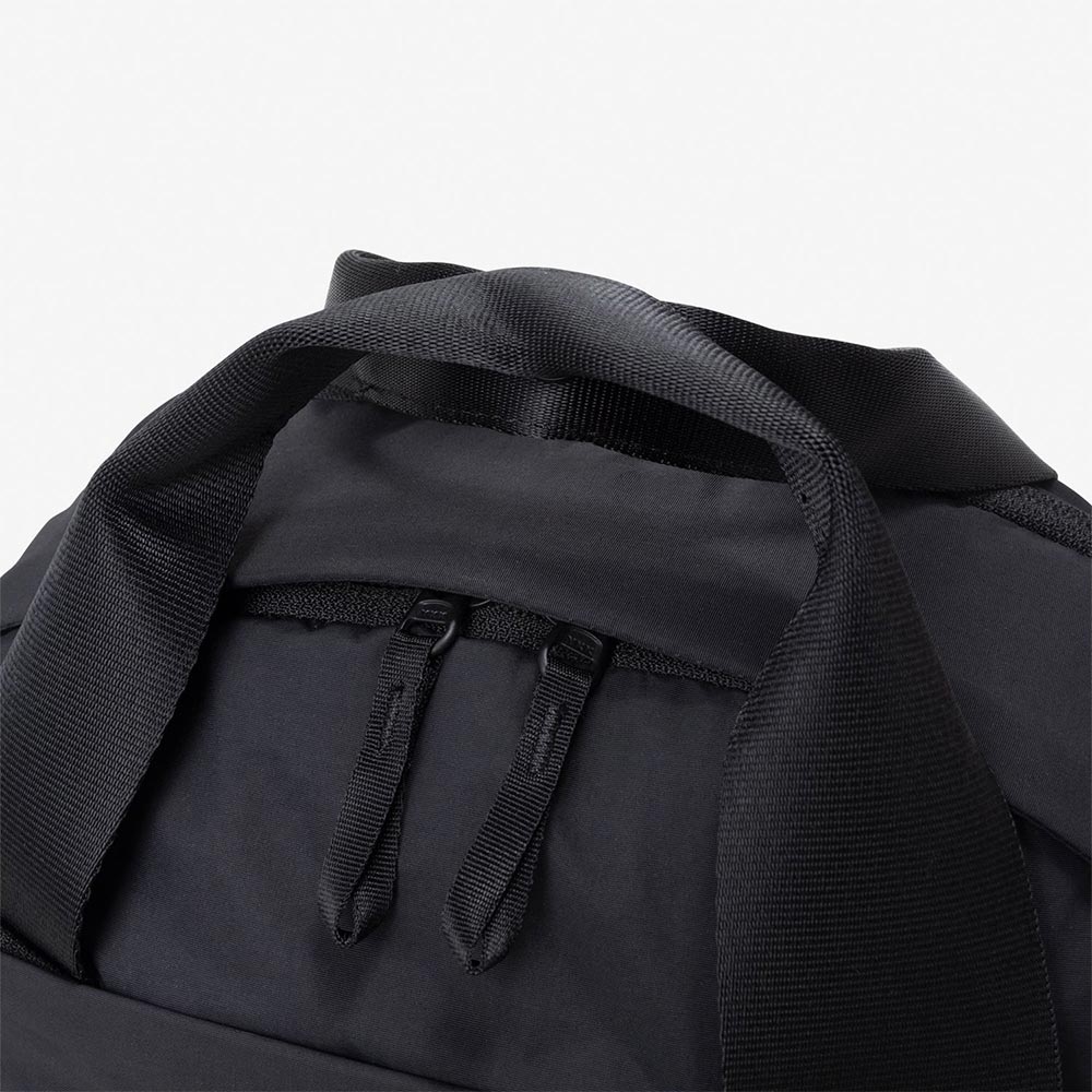 ザ・ノース・フェイスTHENORTHFACEアウトドアカジュアル鞄バッグリュックサックバックパックデイパックフィーカスパックNMW62650-Kレディース女性26FW秋冬