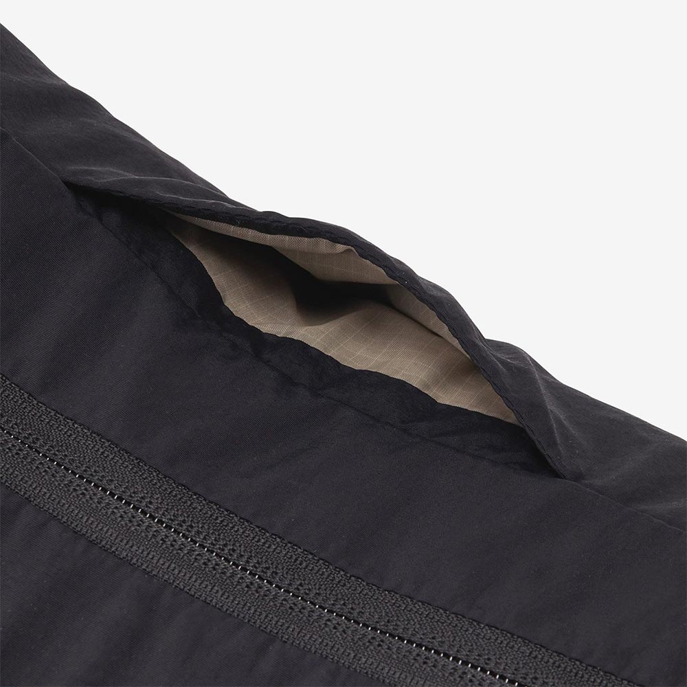 ザ・ノース・フェイスTHENORTHFACEアウトドアカジュアル鞄バッグショルダーバッグメッセンジャーバッグフィーカスショルダーNMW72650-Kレディース女性26FW秋冬