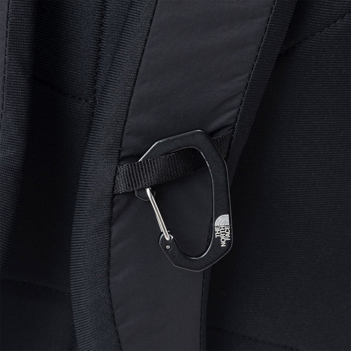 ザ・ノース・フェイスTHENORTHFACEアウトドアカジュアル鞄バッグリュックサックバックパックデイパックフィーカスパックNMW62650-SOレディース女性26FW秋冬