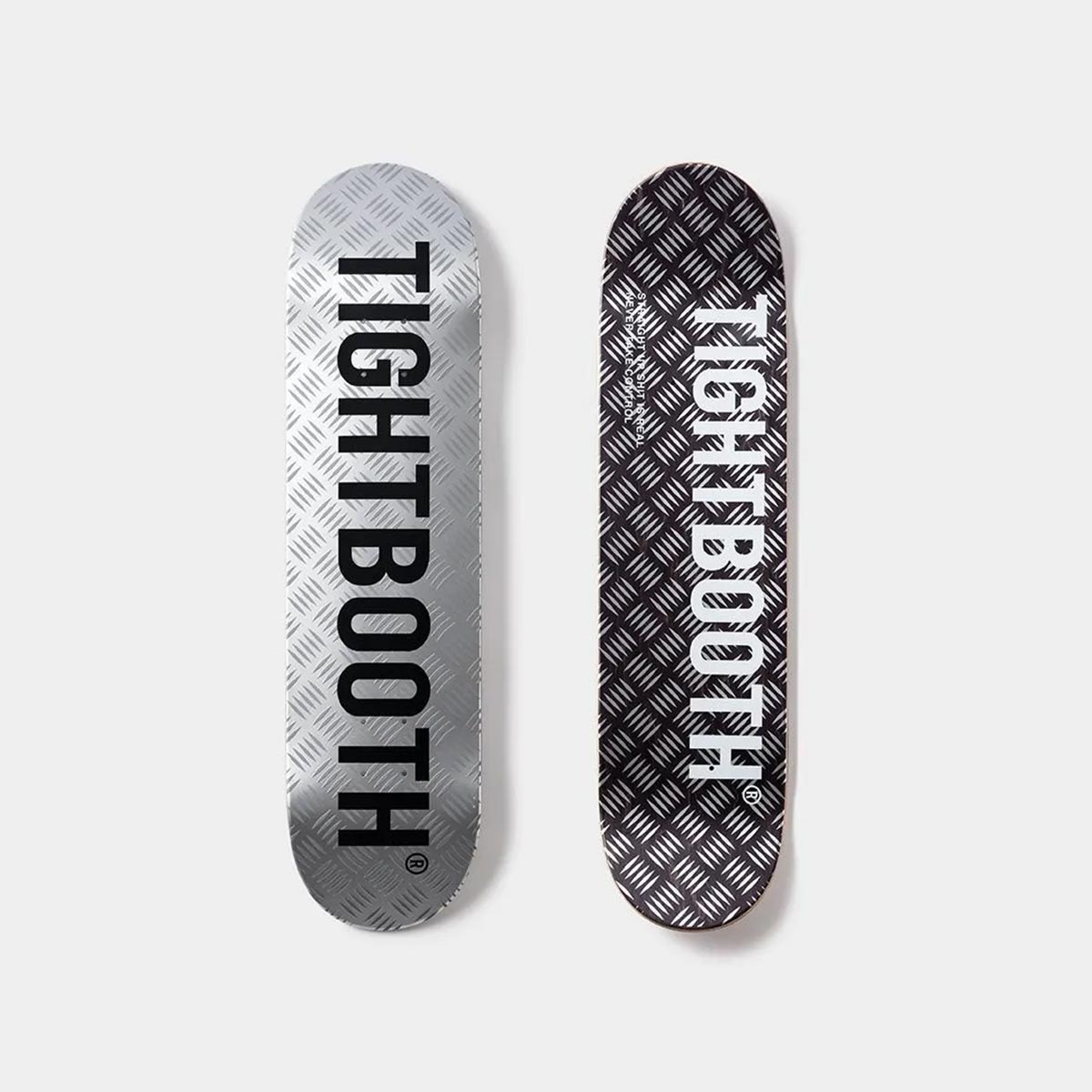 タイトブースTIGHTBOOTHスケボースケートボードデッキ板シーピーロゴCPLOGO8SU26-D03
