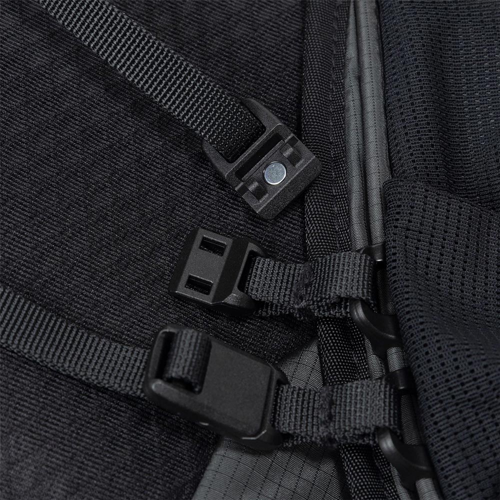 ザ・ノース・フェイスTHENORTHFACEランニング鞄バッグリュックサックバックパックデイパックファクターフライ14NM62655-CUメンズレディースユニセックス26FW秋冬