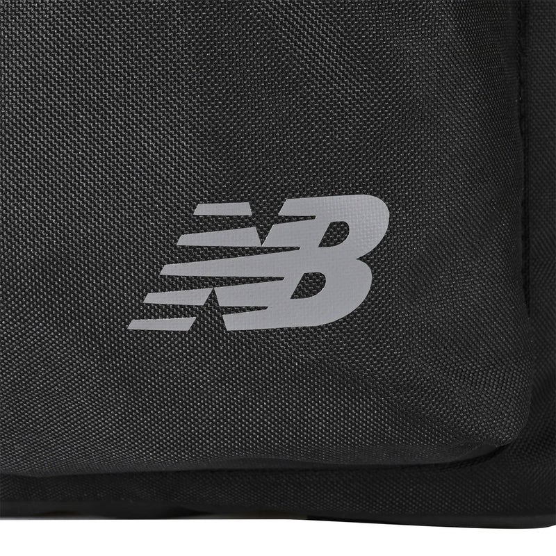 ニューバランスNewBalanceジムフィットネスヨガ鞄バッグリュックサックバックパックデイパックEssentialバッグパックLAB53511-BKメンズレディースユニセックス26FA秋冬